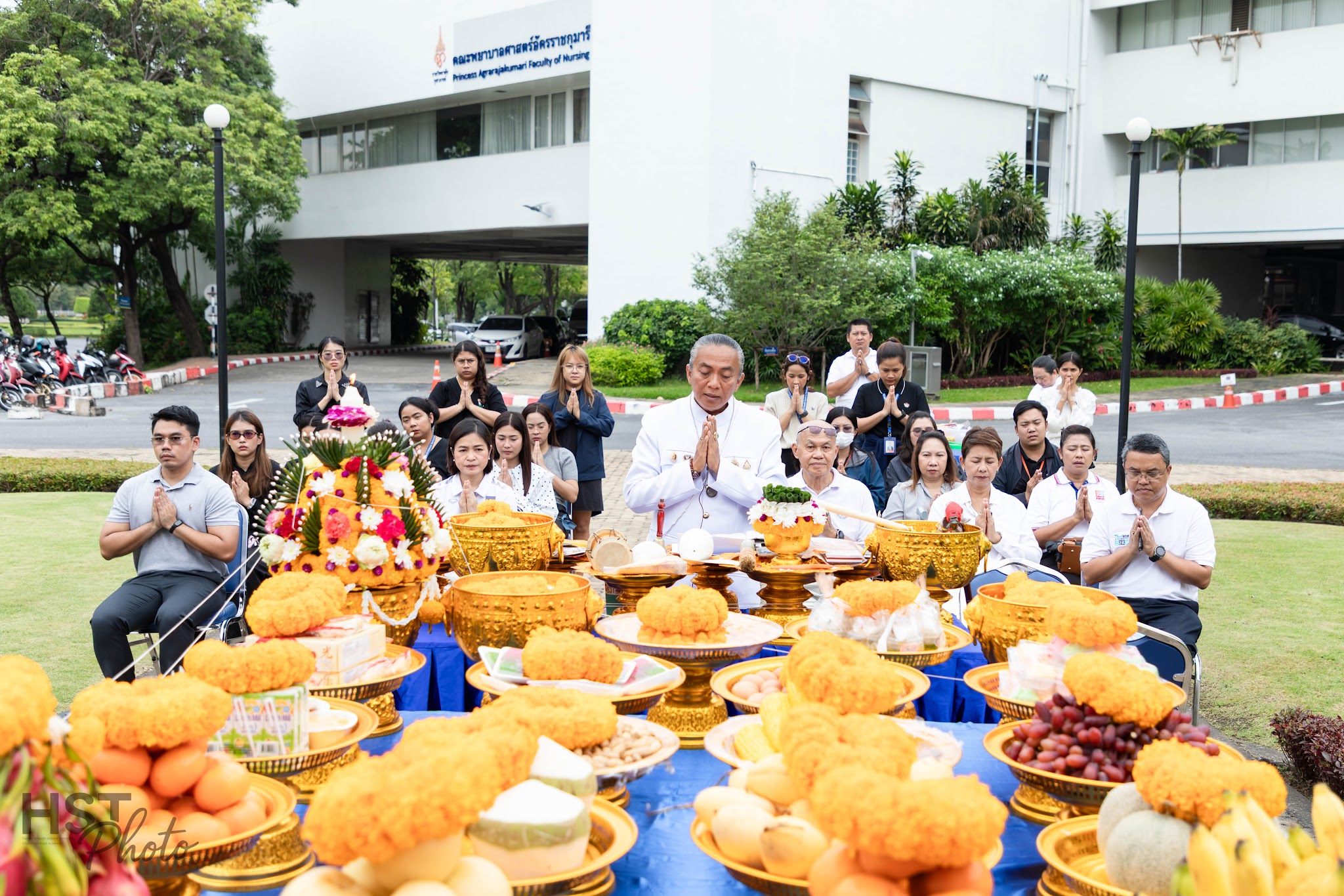 พิธีบวงสรวง โรงเรียนวิทยาศาสตร์การเคลื่อนไหวและสุขภาพ