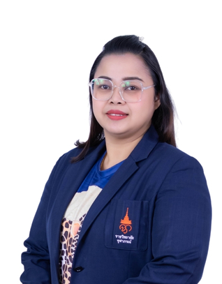 นางสาวภัทรนิษฐ์ 